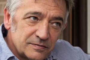 En Geroa Bai apostamos decididamente por la Democracia; por esa Democracia que asegura que el poder reside en el pueblo, que parte de la afirmación de que el pueblo es soberano, y que cada cierto tiempo los ciudadanos elegimos a unas personas para que nos representen y defiendan nuestros intereses.